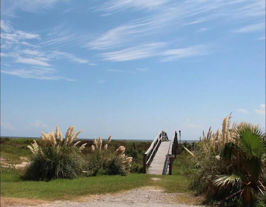 The Mermaids Treasure Chest Surfside Beach Buitenkant foto